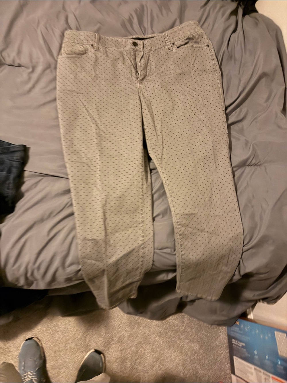 Chico's Straight-Leg Jeans in Light Gray with Subtle Dot Print